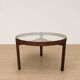 Table basse scandinave en teck et verre