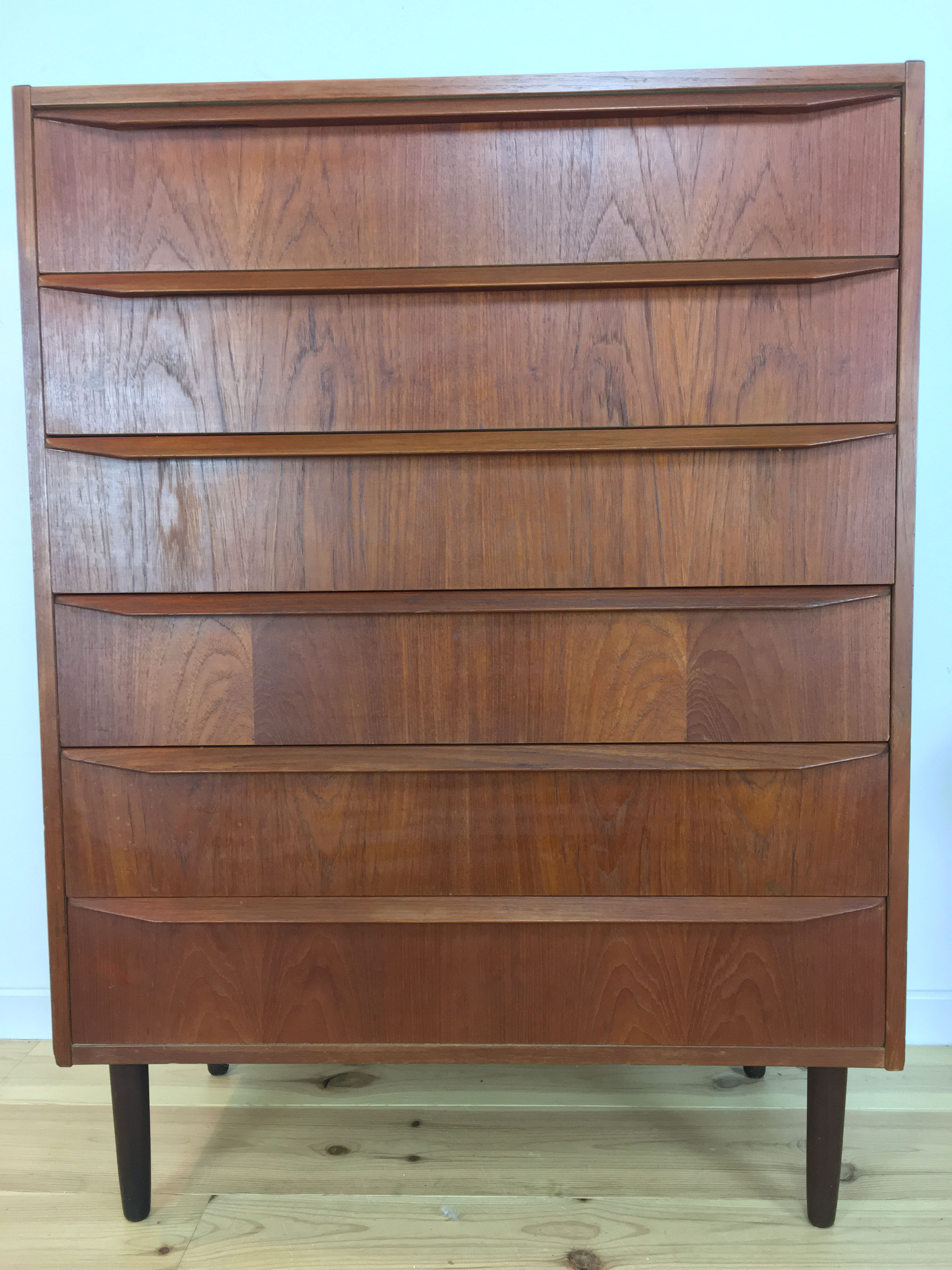 Commode teck scandinave type chiffonnier années 60