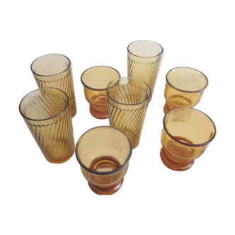 Series of 8 amber glasses