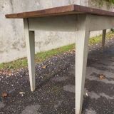 Farm table