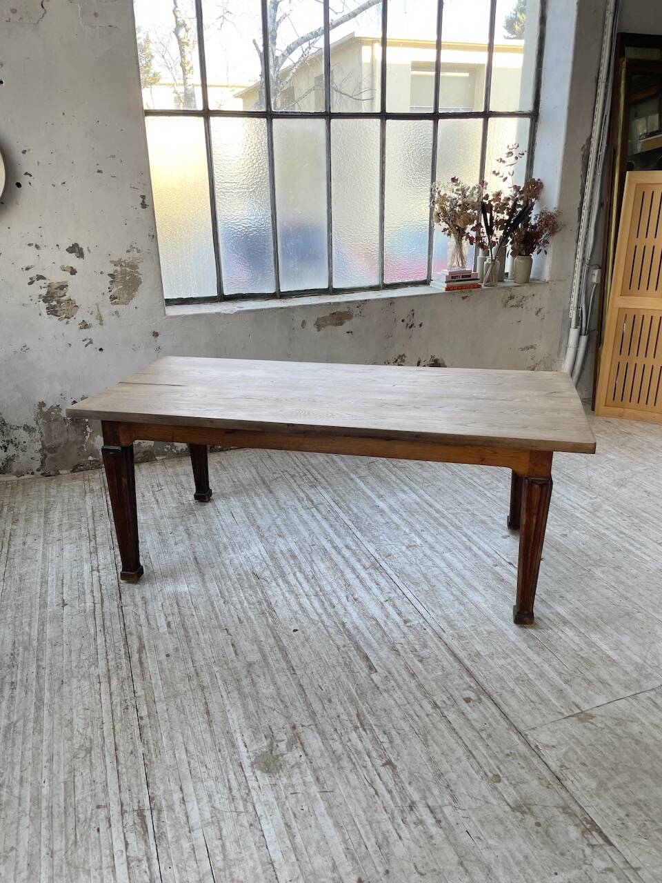 Solid oak farmhouse table 185cm