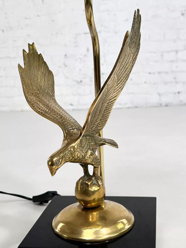 Lampe en laiton sur socle en bois laqué noir