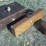 Chest on wheels 19th