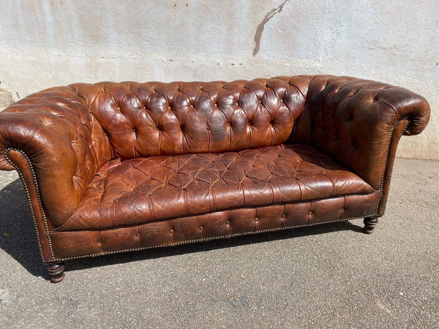 2 seater chesterfield leather sofa