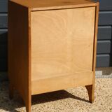 Furniture with 1 door and 1 drawer in light oak.
