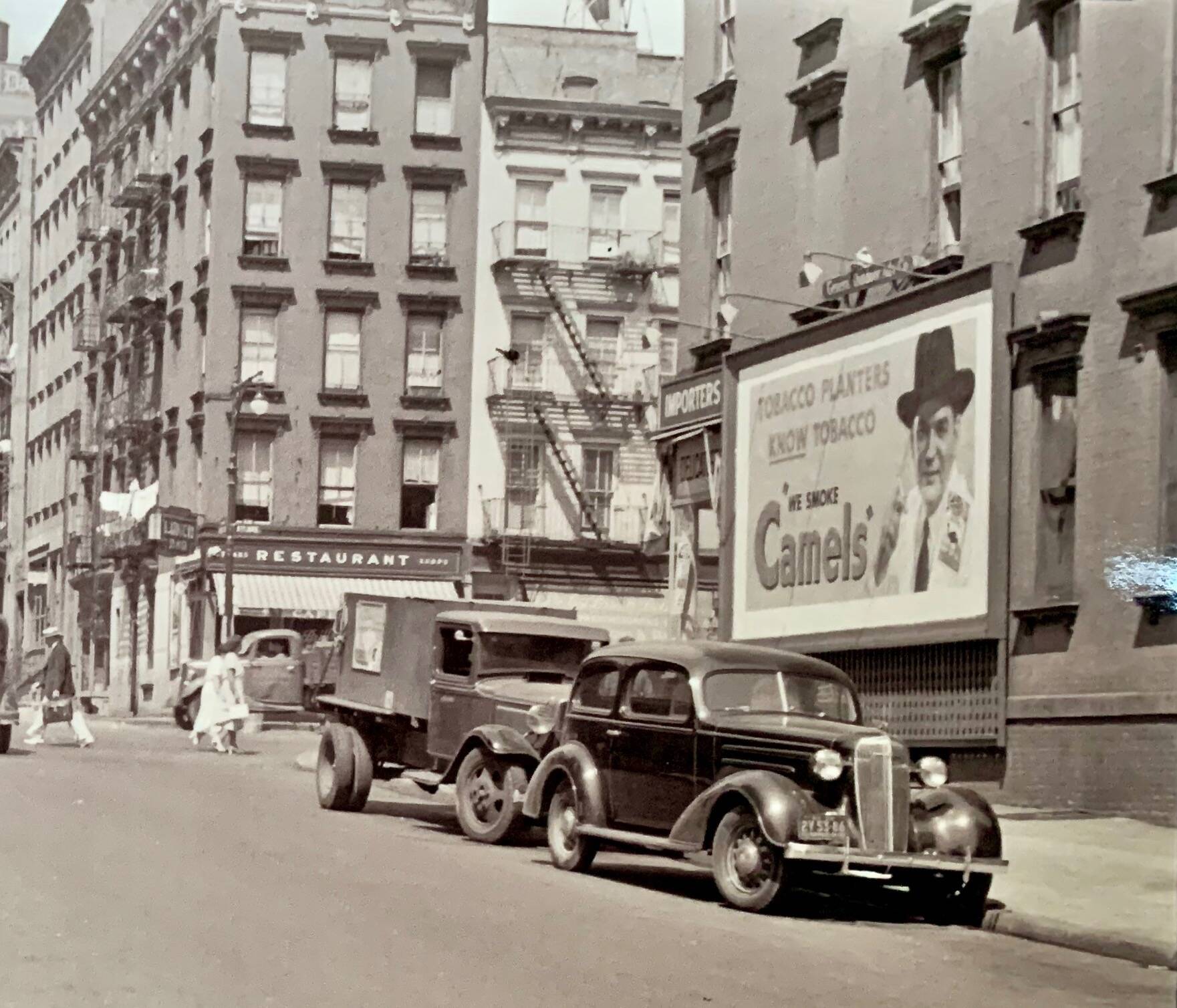 Photo by Art W. Evans - New York, 61st Street - Between 1st and 3rd Avenues (circa 1929)