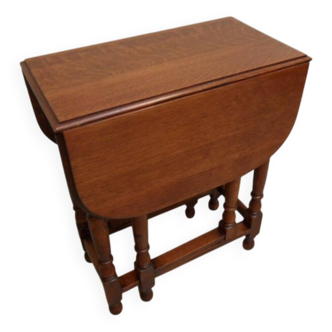 Table à abattants en chêne antique
