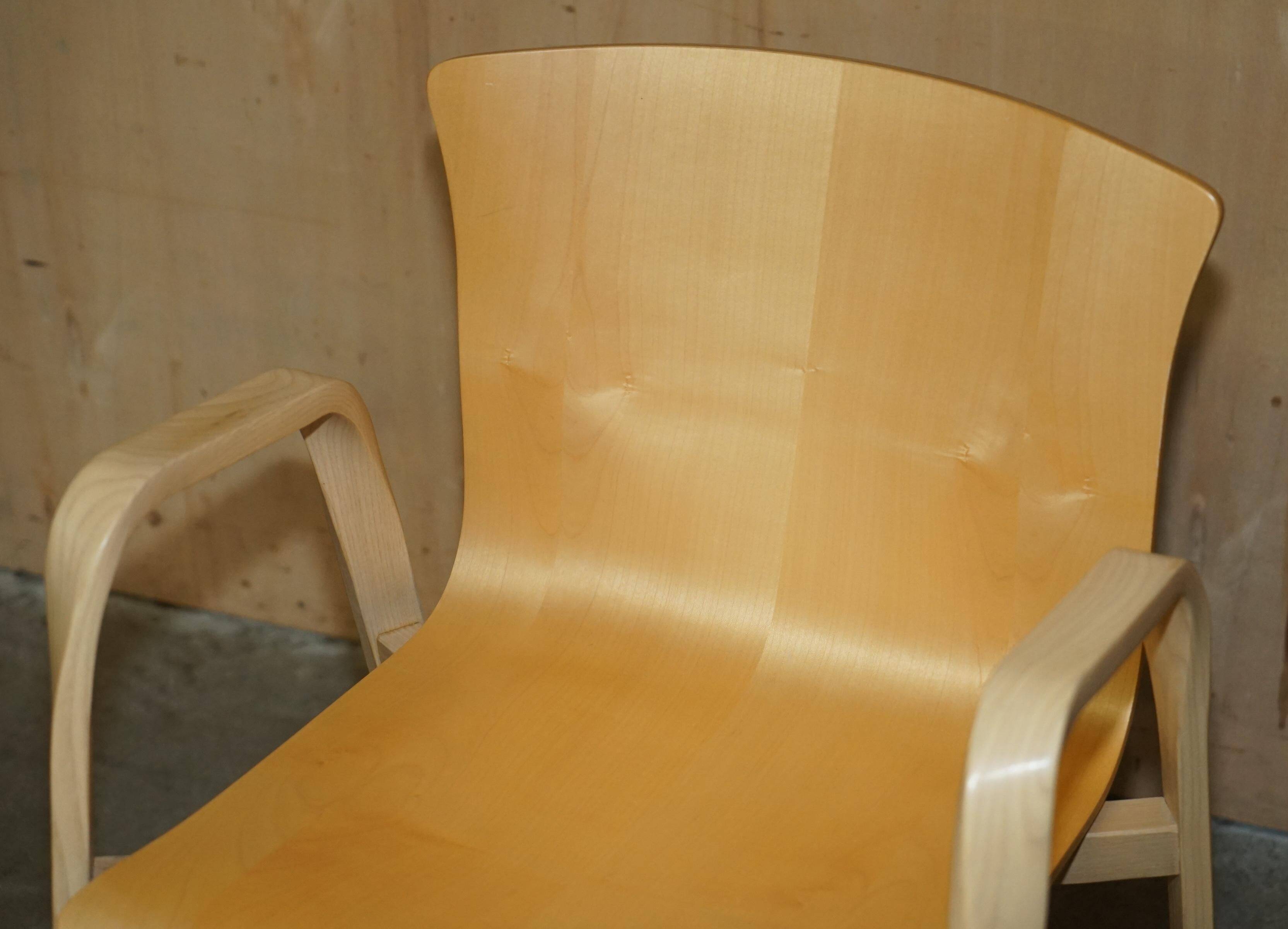 Cirene 03 office chair designed by Vico Magistretti for De Padova