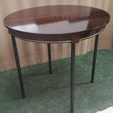 Foldable mahogany table