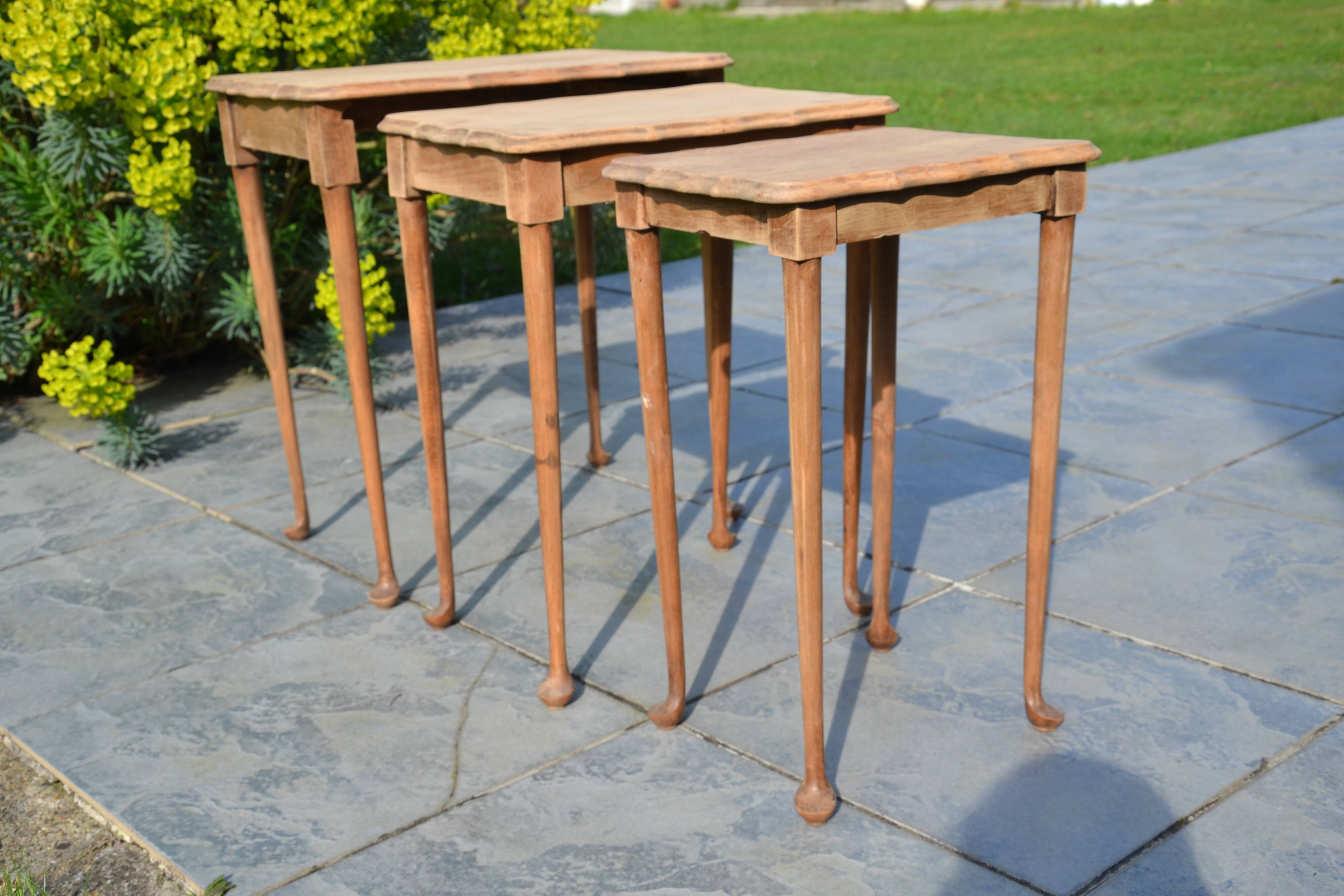 Nesting tables in oak from the 1930s.