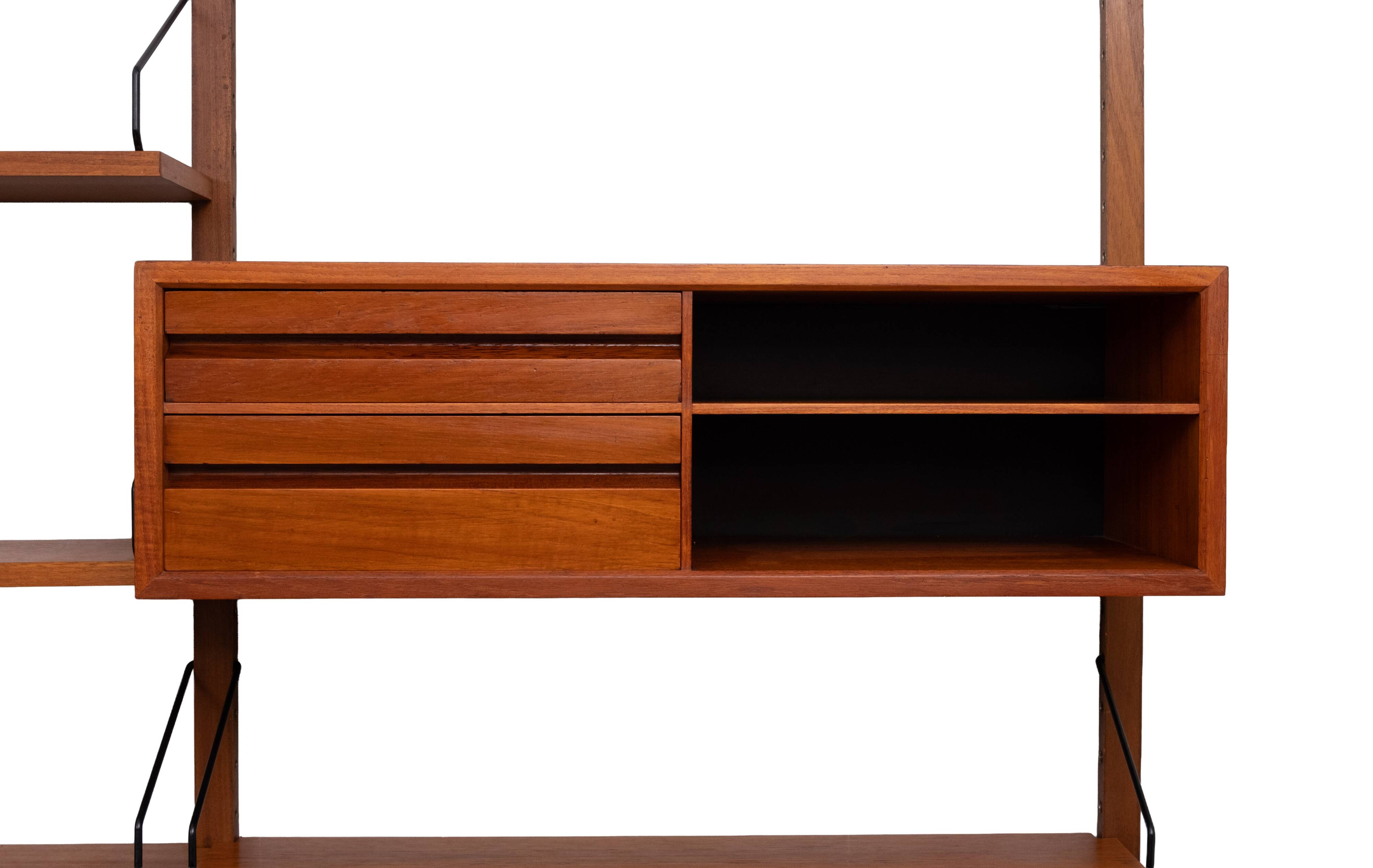 Système mural Royal Teak Poul Cadovius vintage des années 1960 avec 4 armoires