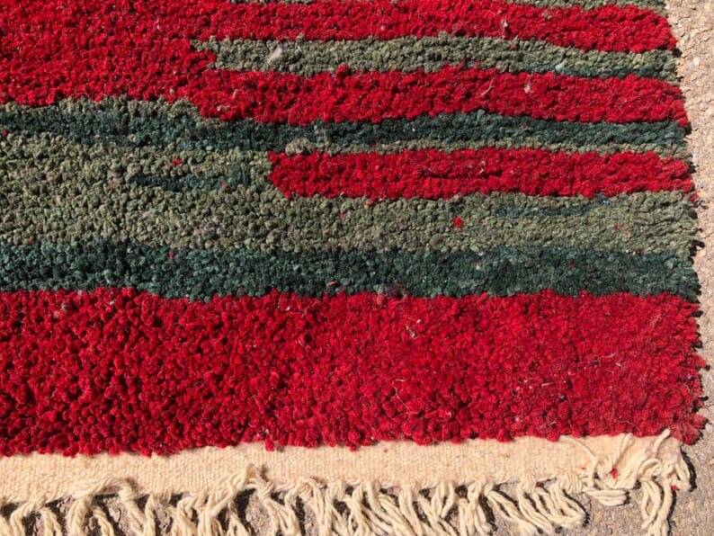 Traditional handmade pure wool rug, red, size 150 x 250