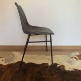 Chaise coque plastique marque Sitting