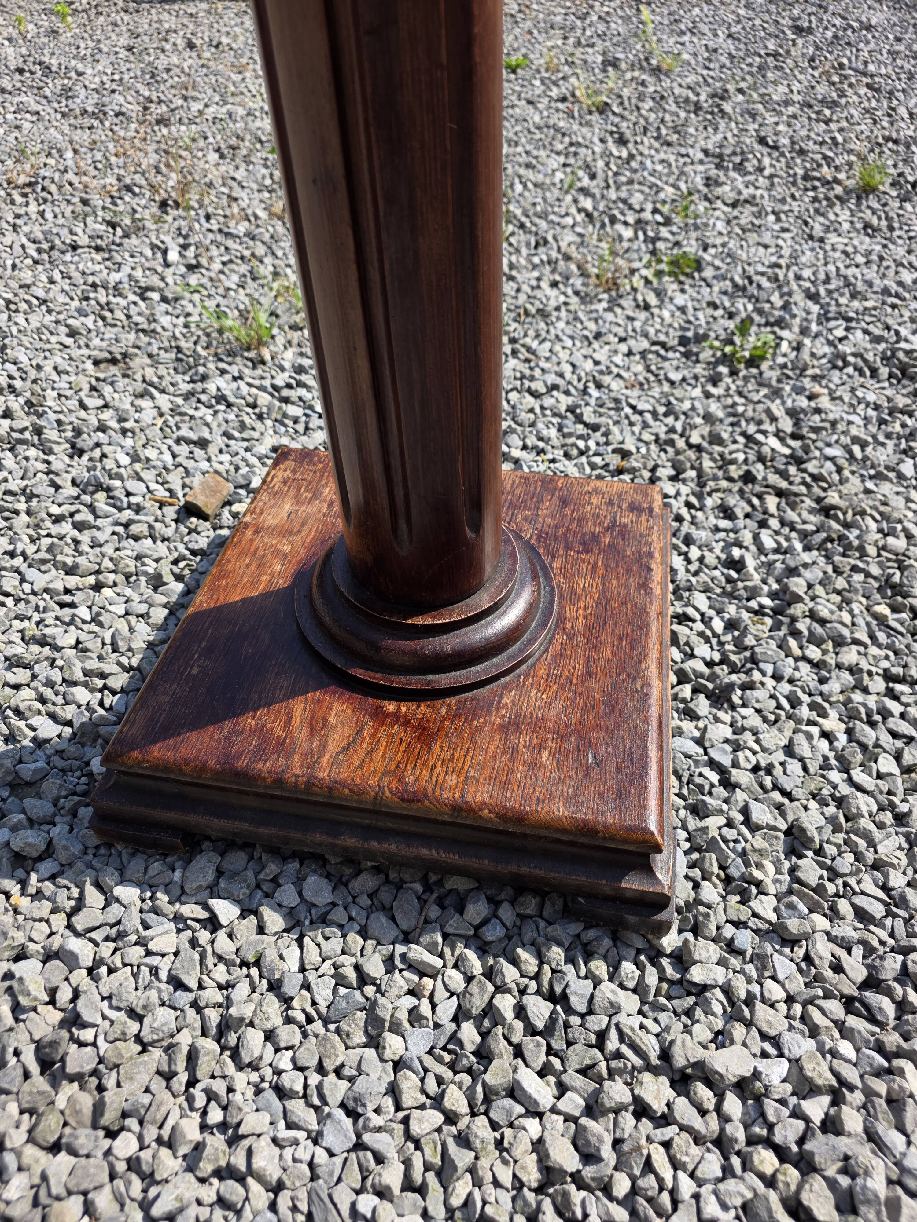 Solid oak column pedestal