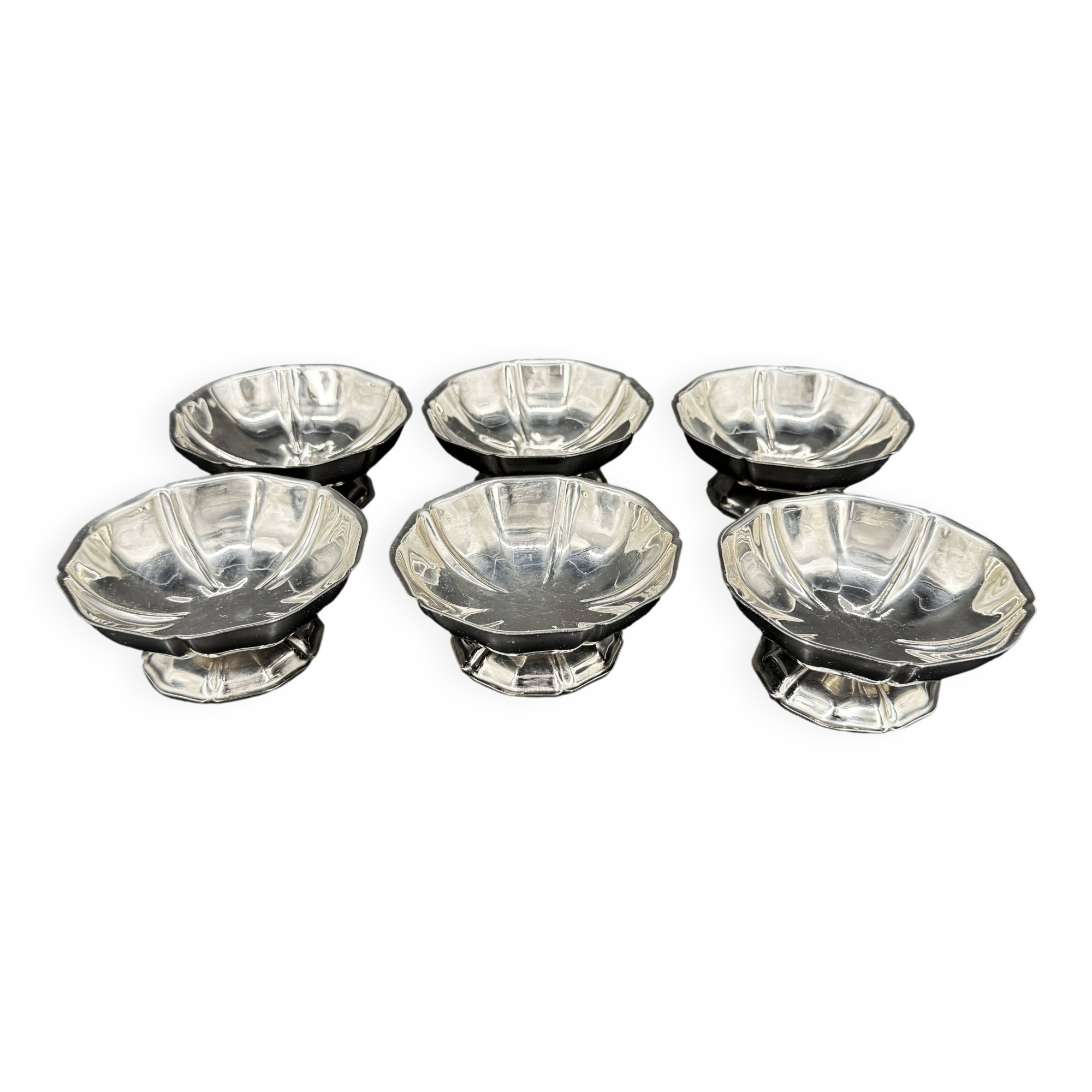 6 stainless steel dessert bowls