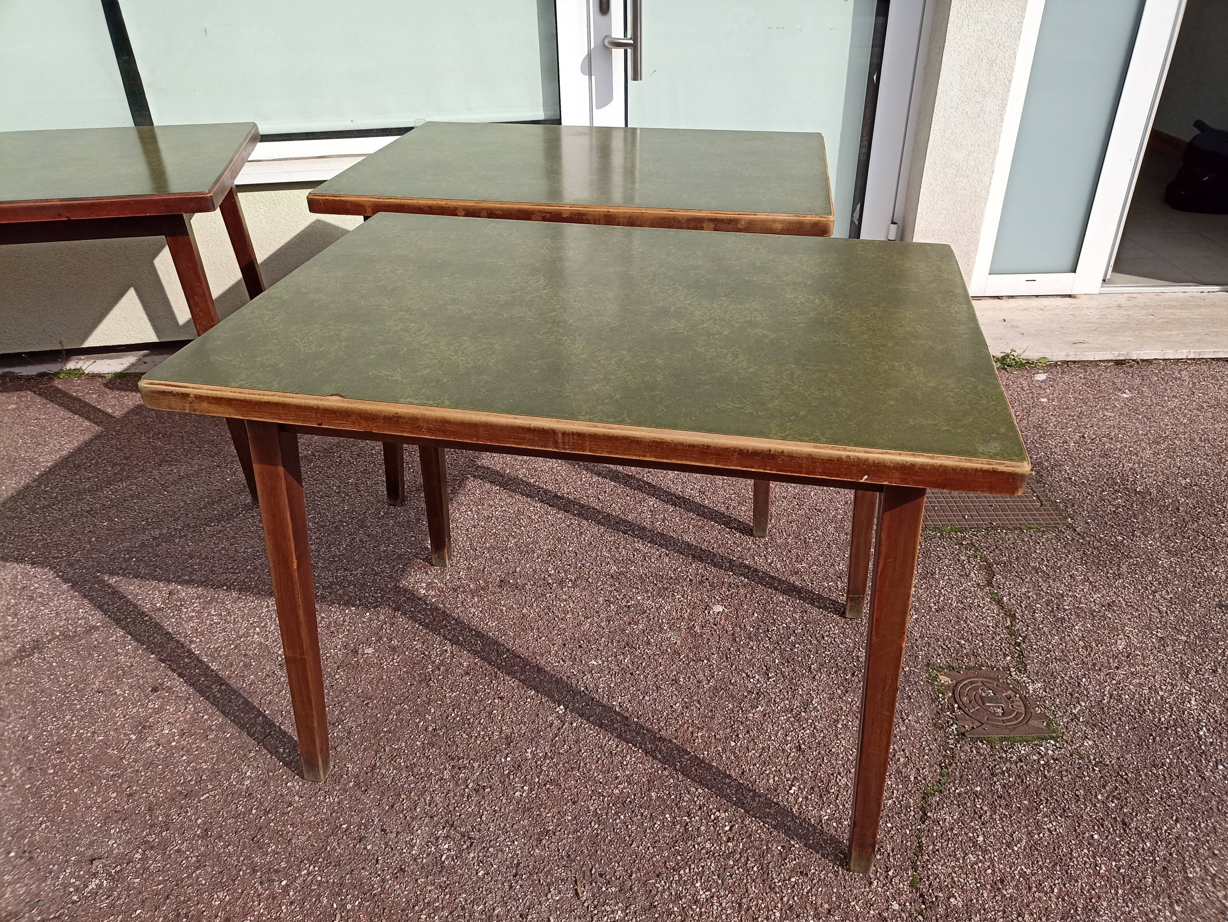 Set of 5 wooden and Formica bistro table