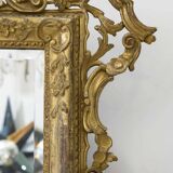 19th century Italian mirror in carved gilded wood