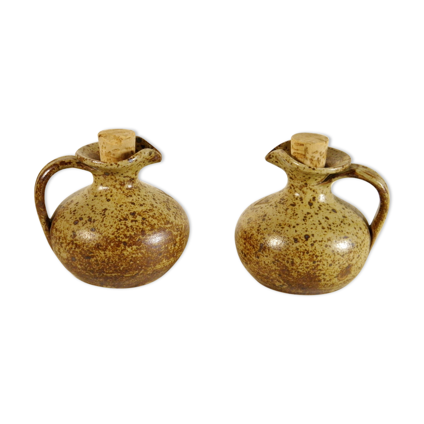 Oil and winery in 70s sandstone