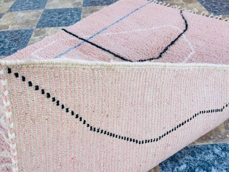 Traditional handmade pure wool Berber rug size 1.5/2.5m