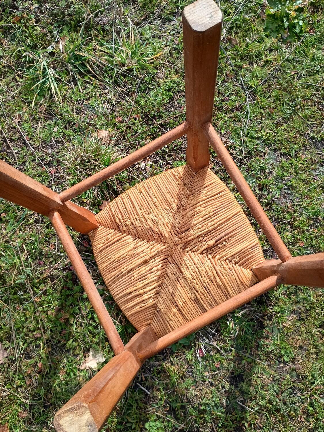 Farm stool