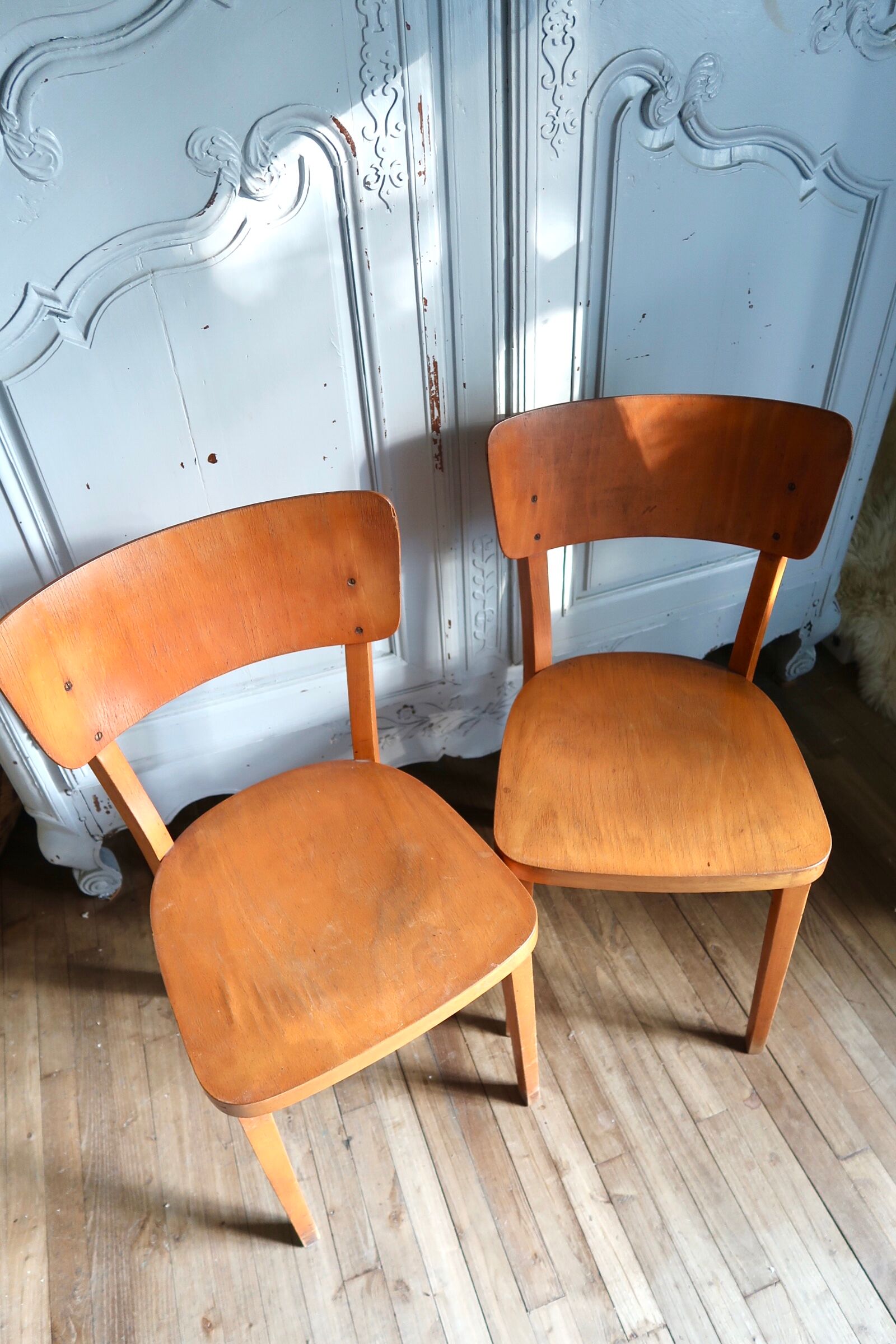 Lot de 2 chaises bistrot Thonet