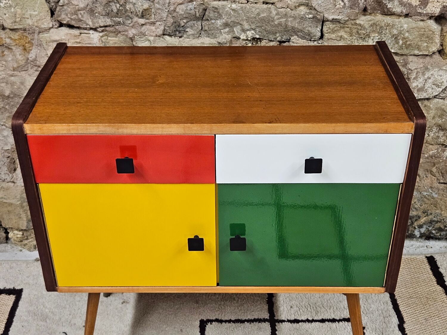 Small furniture rage color 80"