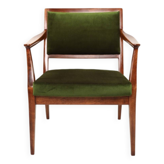 Green Moher Classic Style Vintage Armchair