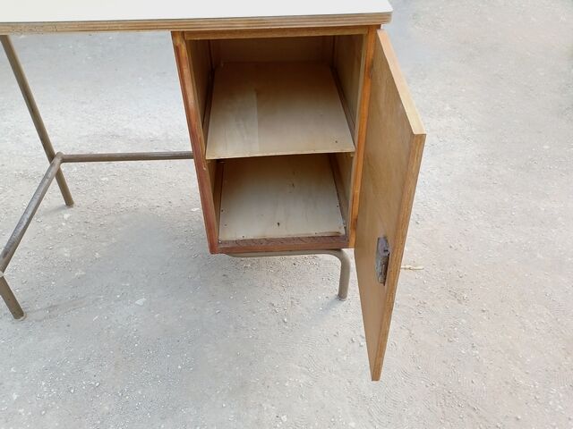 Bureau vintage années 1950