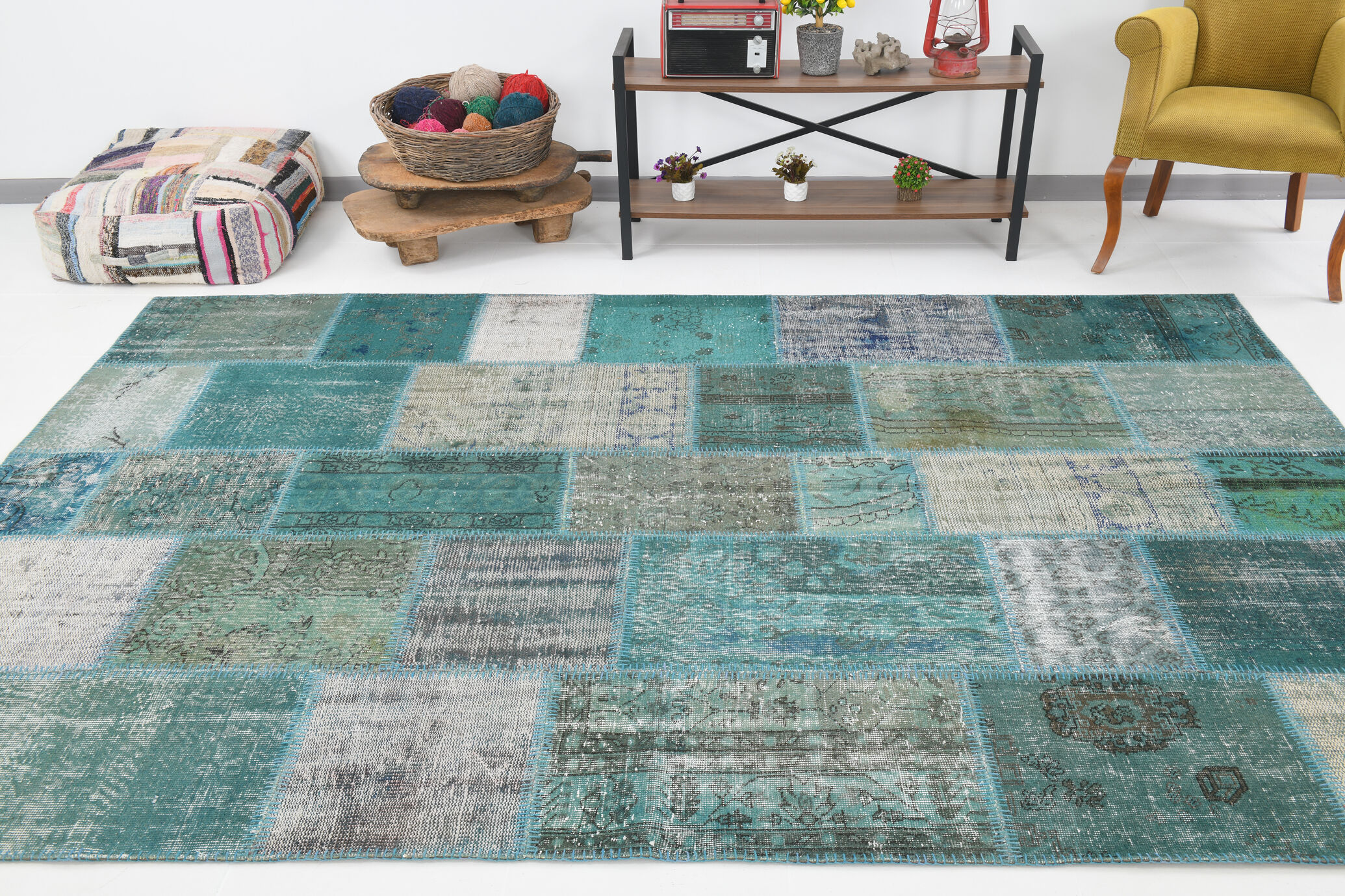7x10 Green Vintage Patchwork Rug 300x210Cm