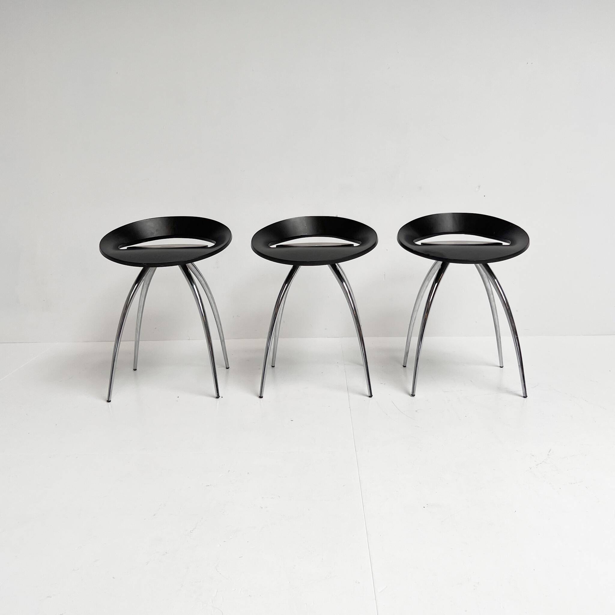3 tabourets Magis Lyra par Sigurdur Thorsteinson, années 1990