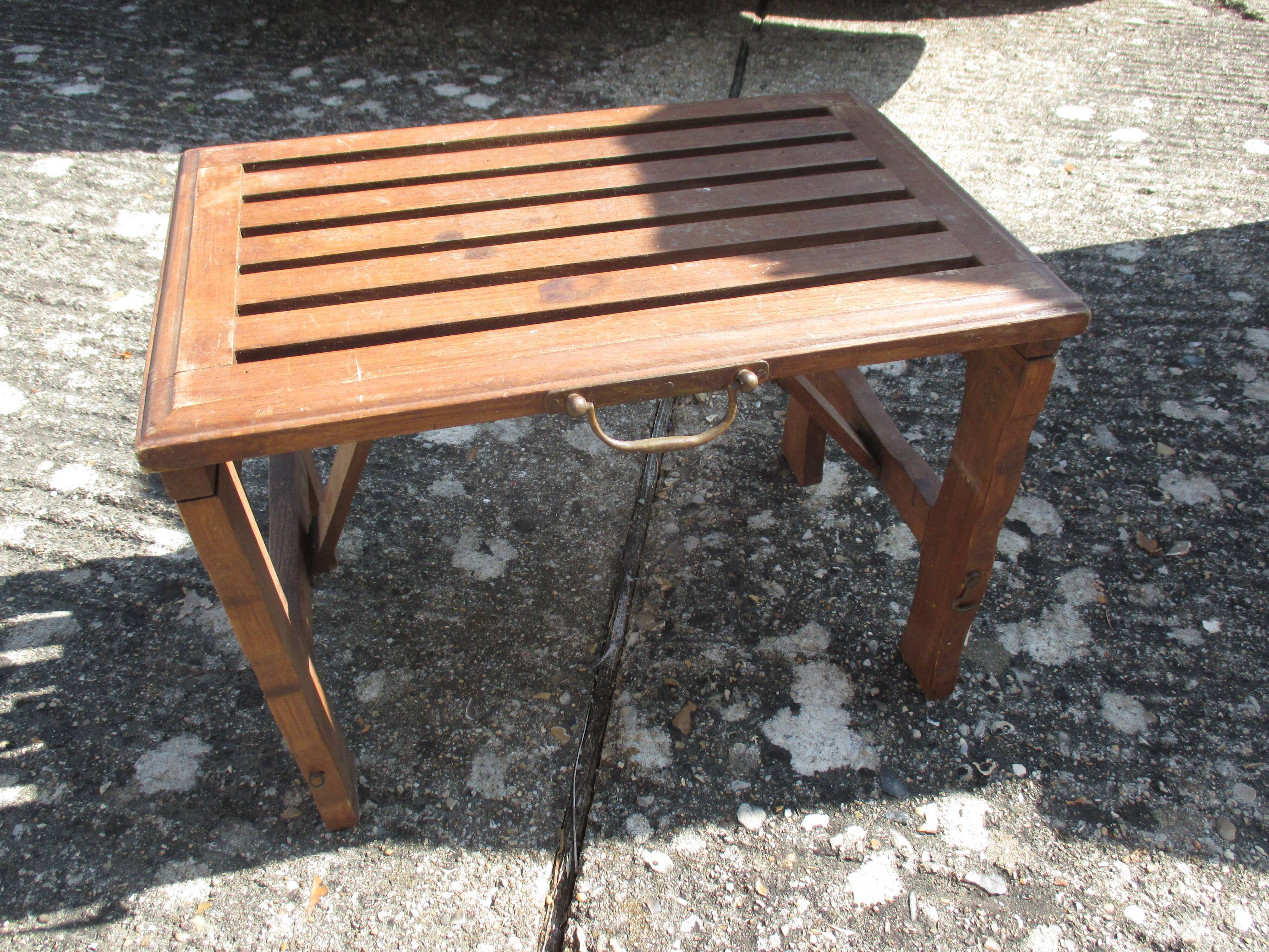 Tabouret pliant