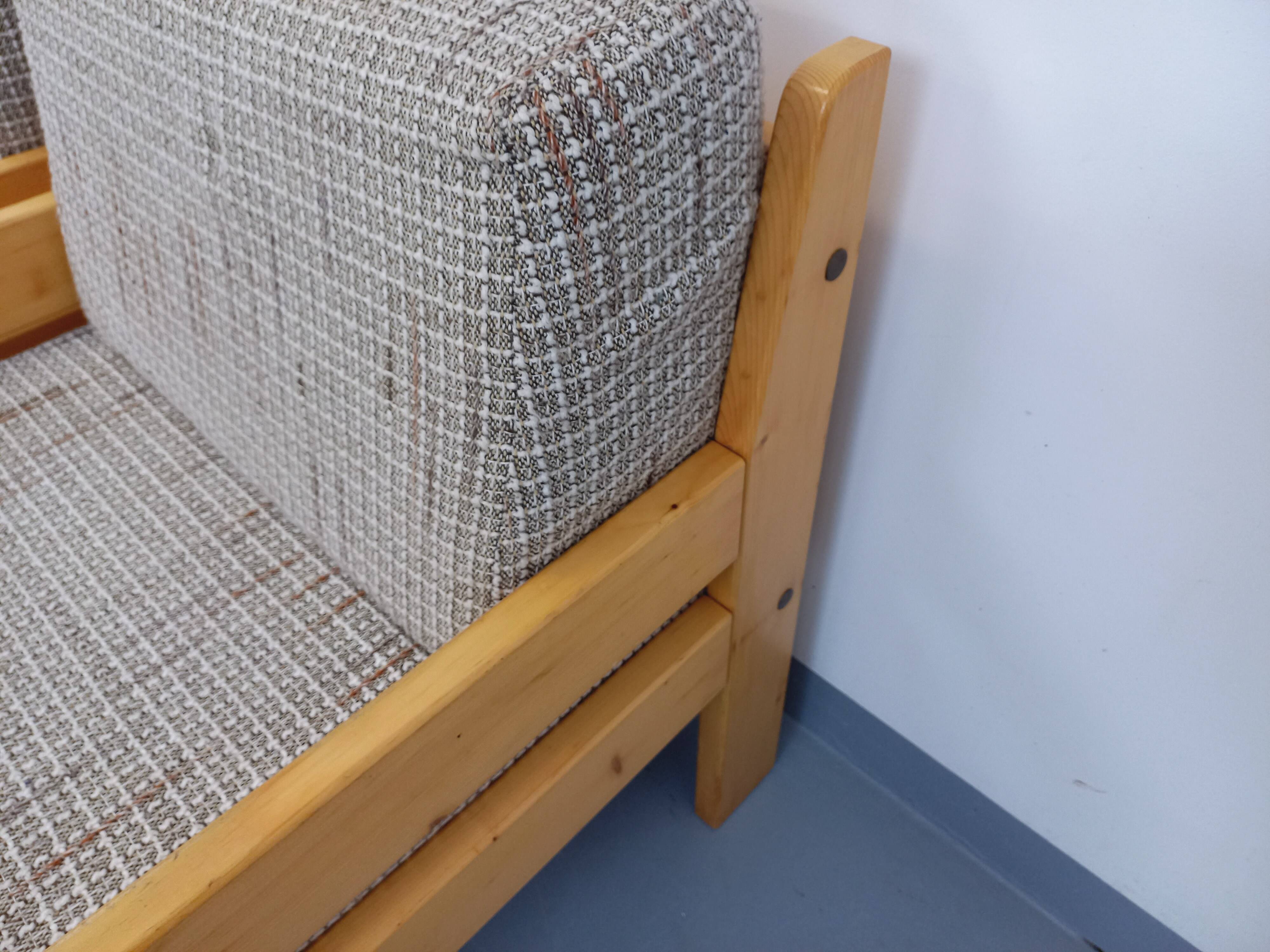 Set of 2 vintage fireside chairs in pine and fabric from the 70s