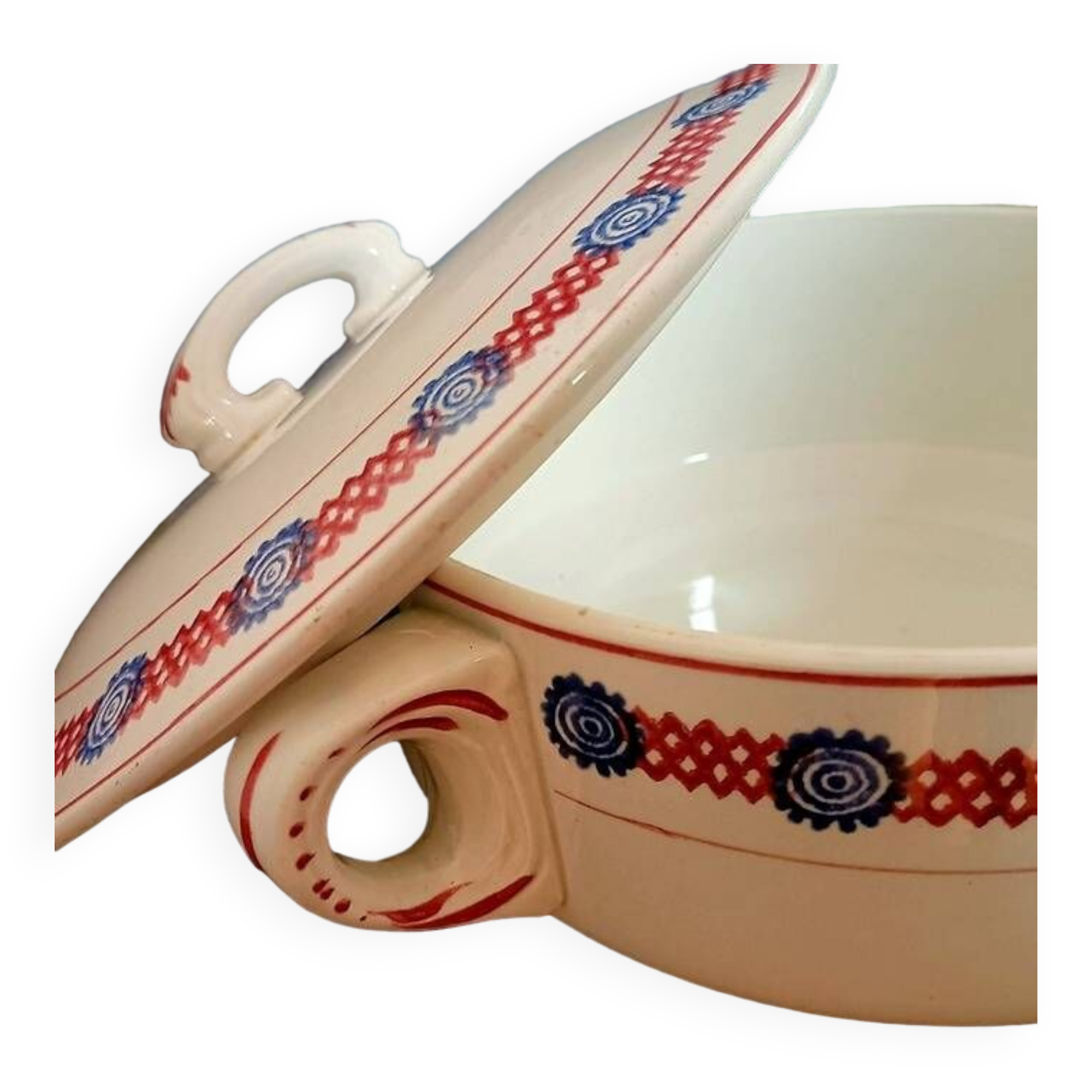 Saint-Amand tureen