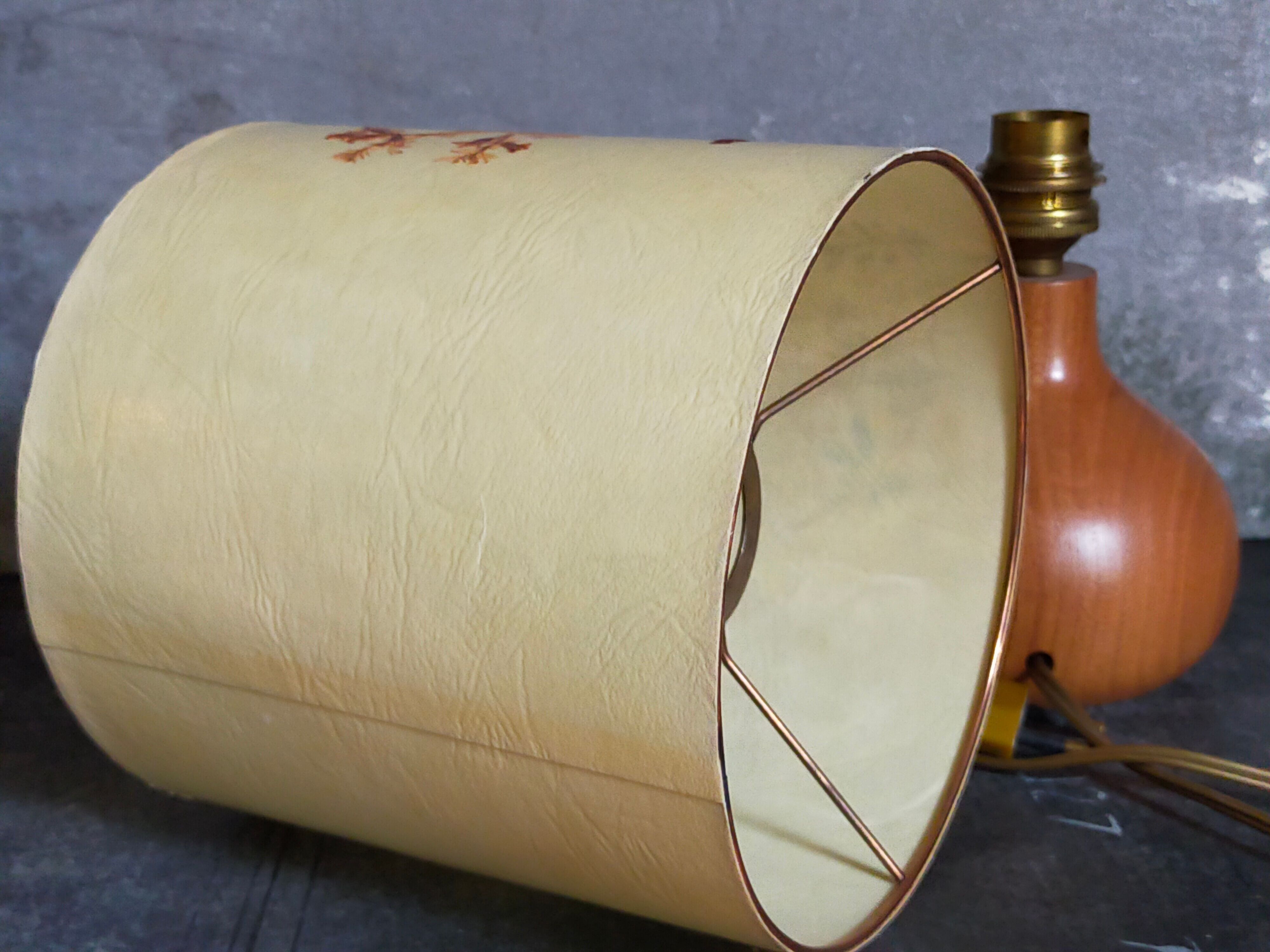 Lampe de chevet en bois vintage