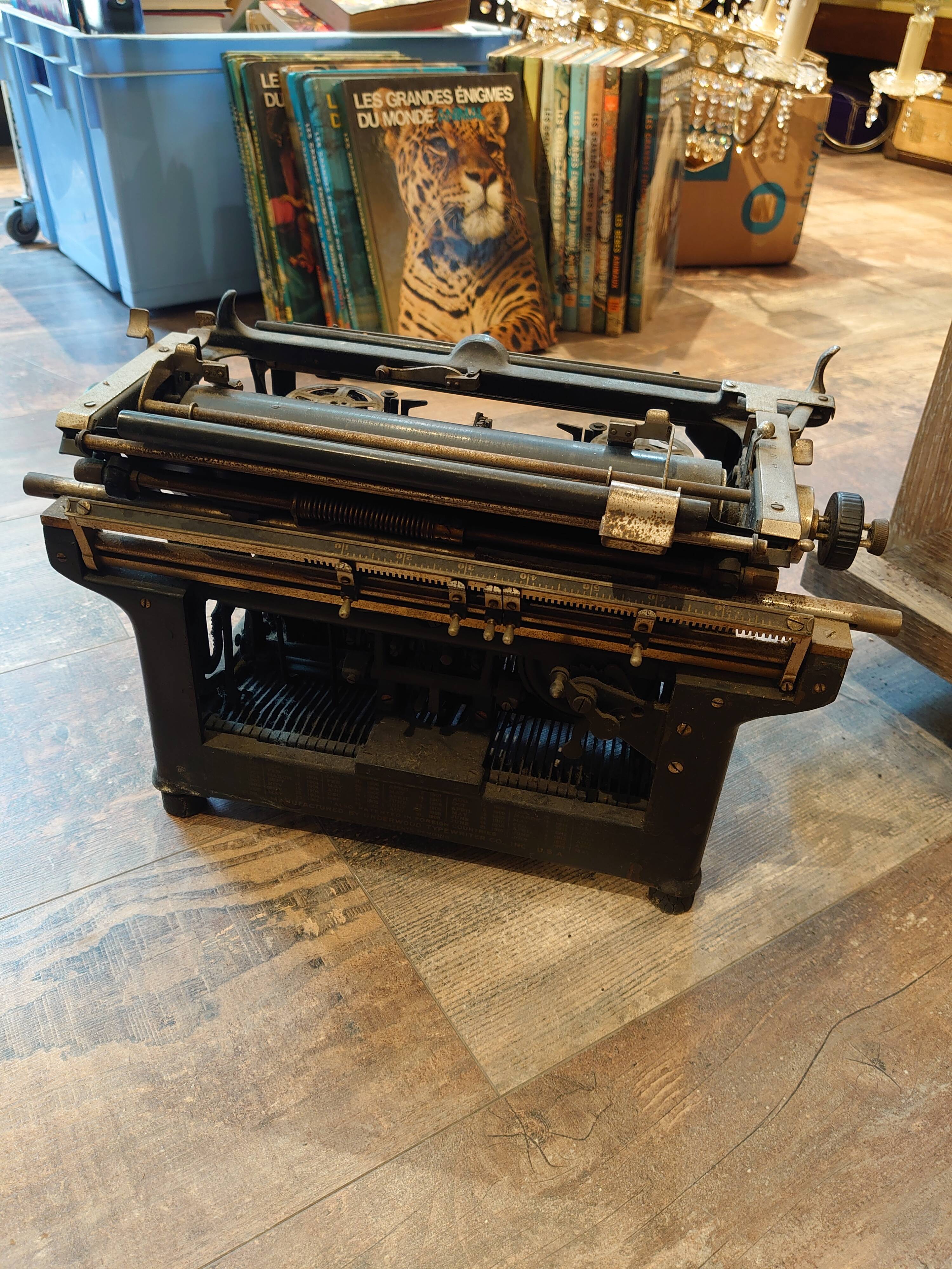 Underwood typewriter
