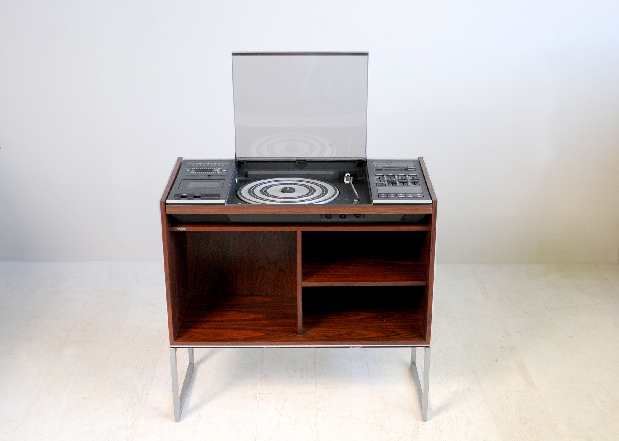 Jacob Jensen hi-fi furniture for Bang and Olufsen, Denmark 1970