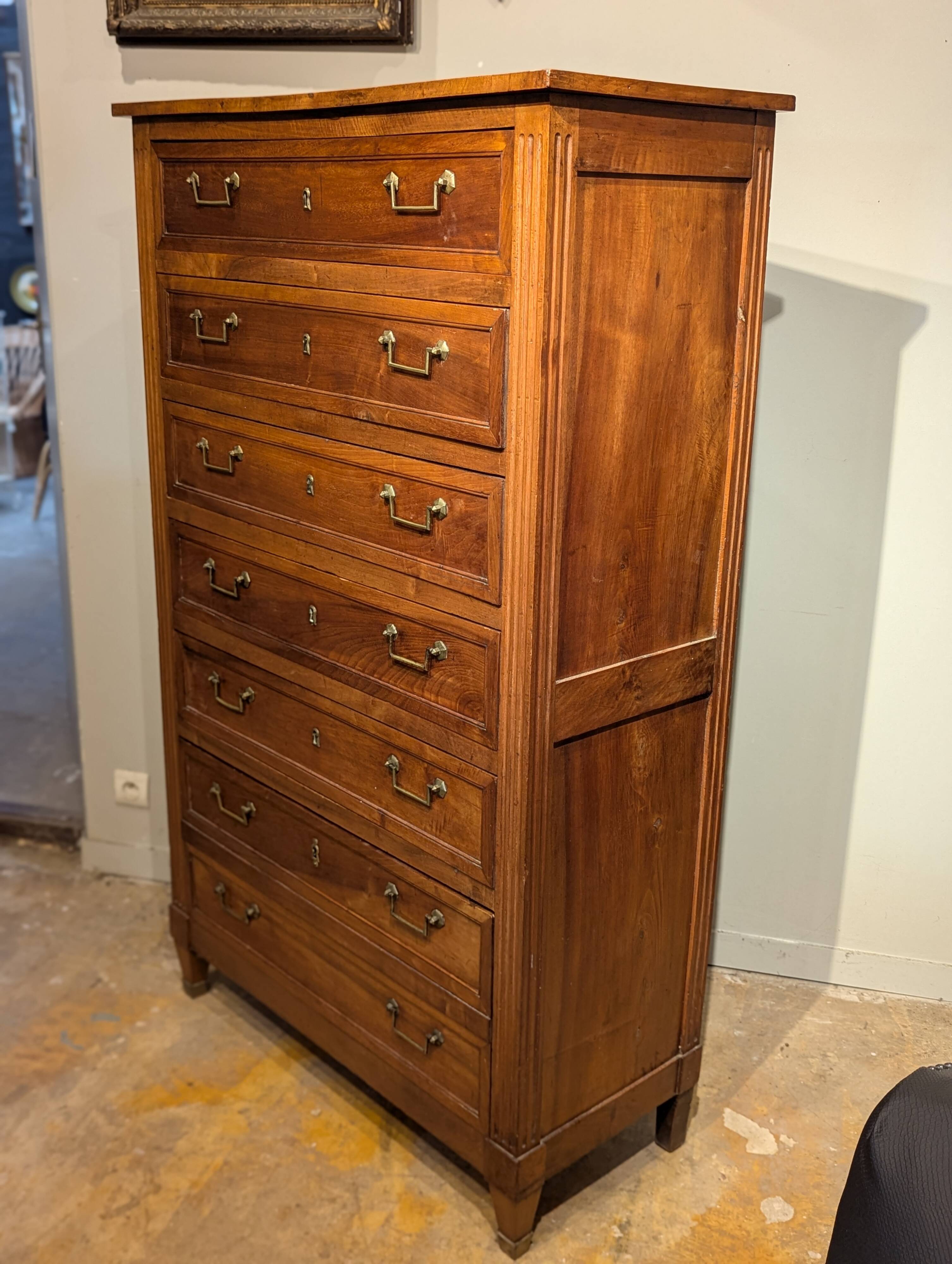 Late 19th century walnut chest of drawers