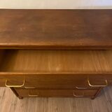 Vintage wooden chest of drawers with 4 drawers