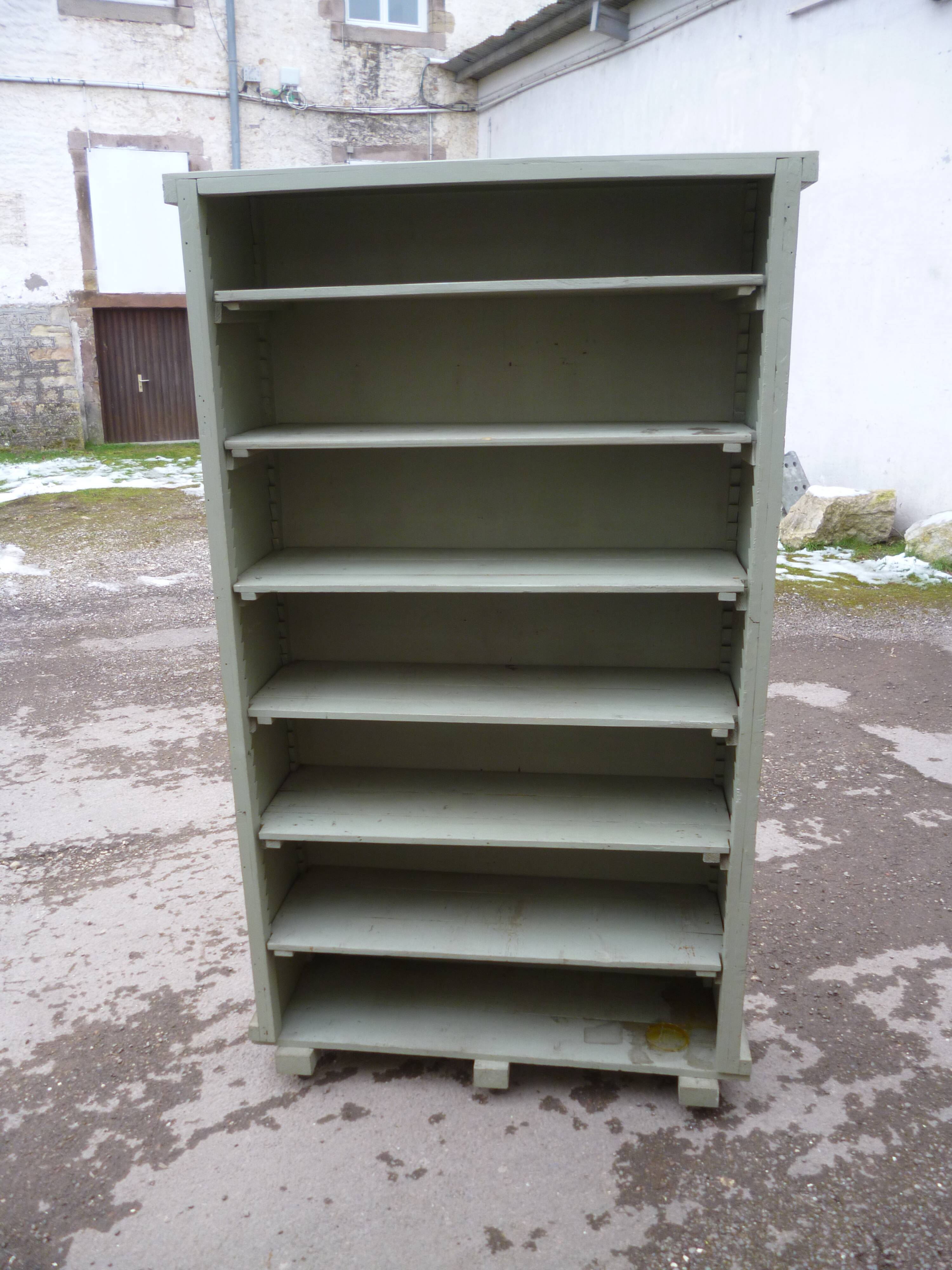 Workshop shelf in old wood green patina
