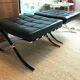Paire d'ottomans Barcelona par Ludwig Mies van der Rohe, pour knoll