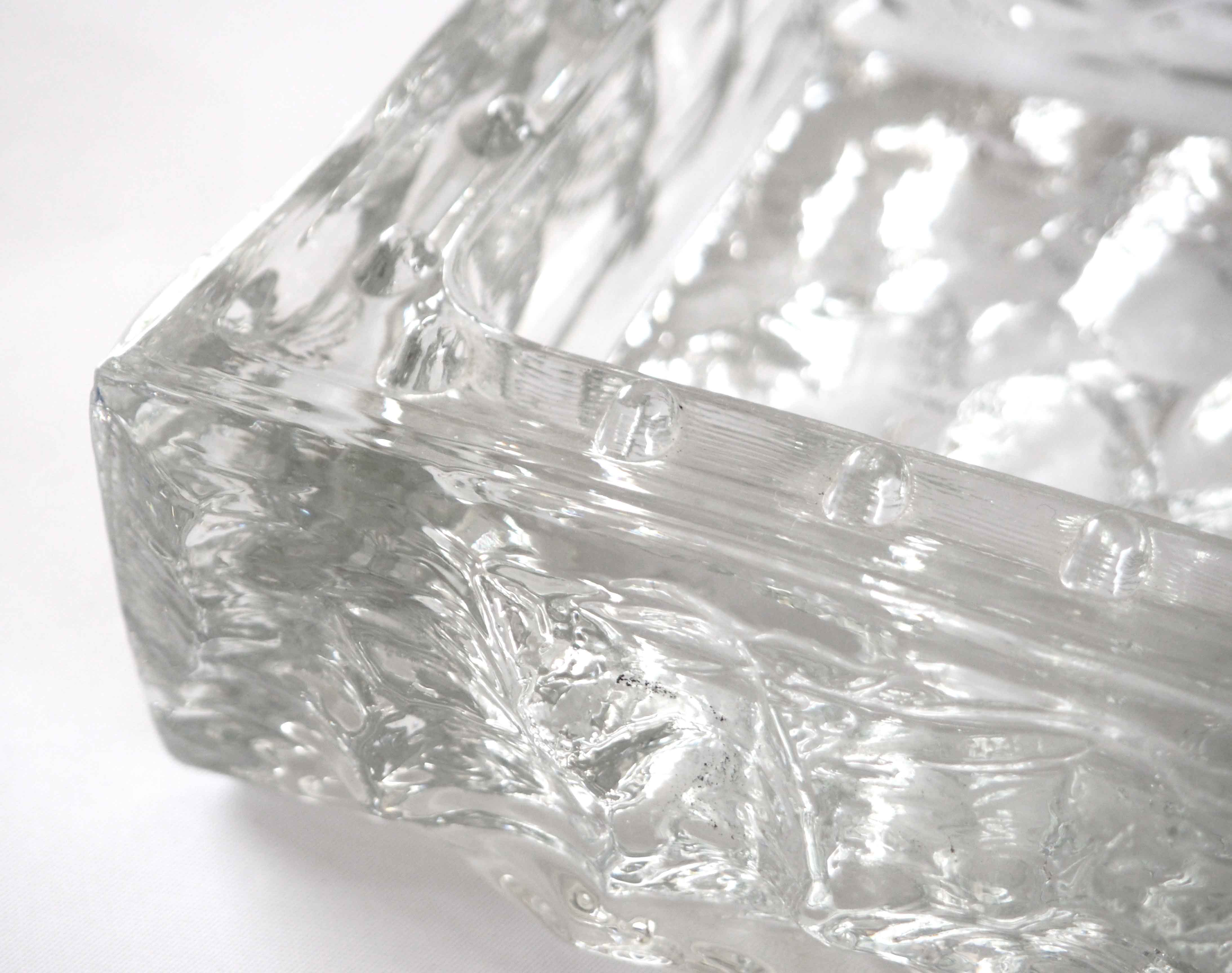 Empty cut glass pocket