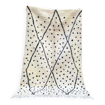 Traditional handmade pure wool Berber rug size 150/250 cm