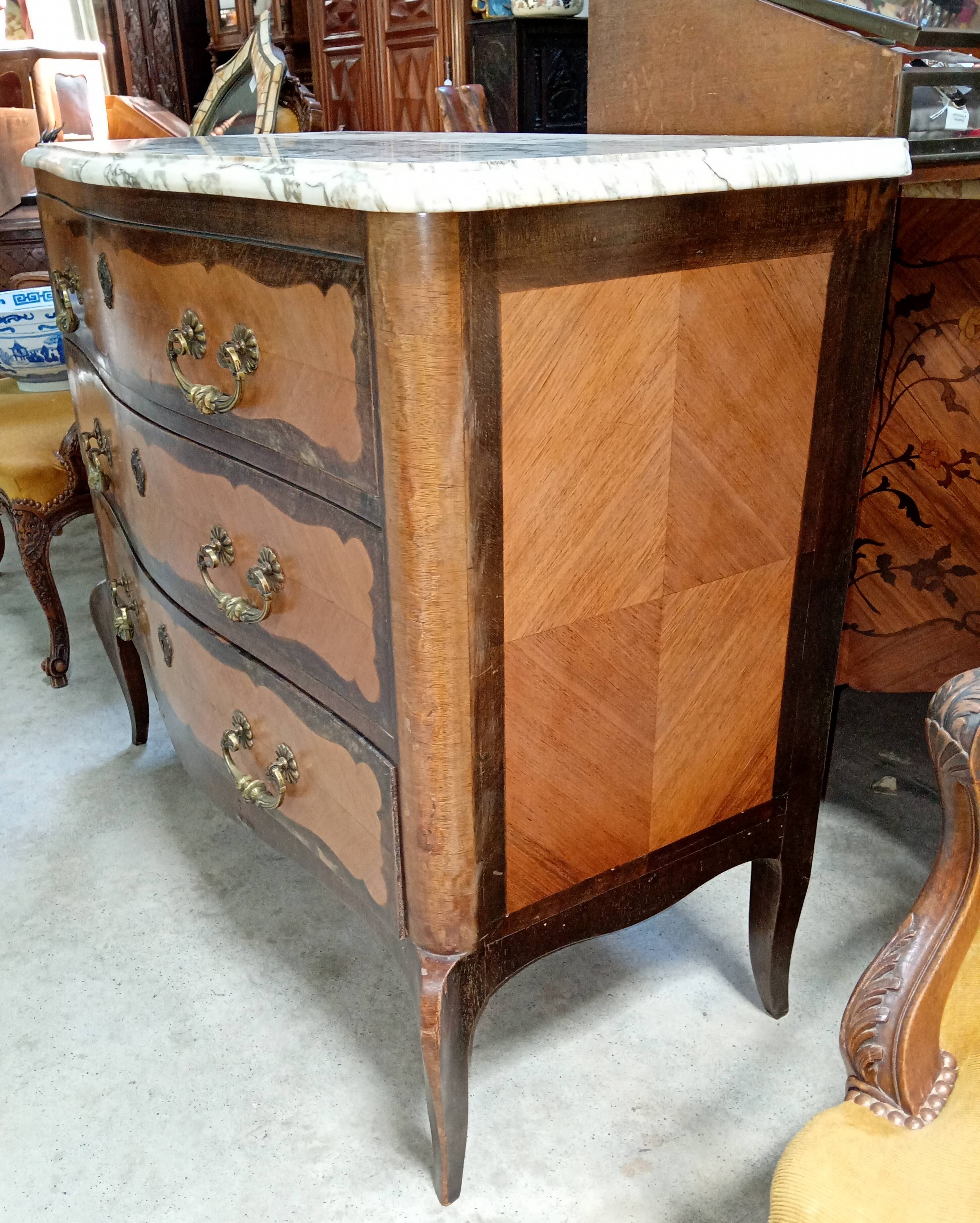 Curved Louis XV commode in marquetry – marble top – 19th century