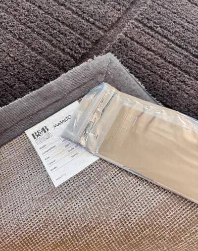 B&b italia corner sofa “ray” + b&b italia/maxalto “cratis” carpet