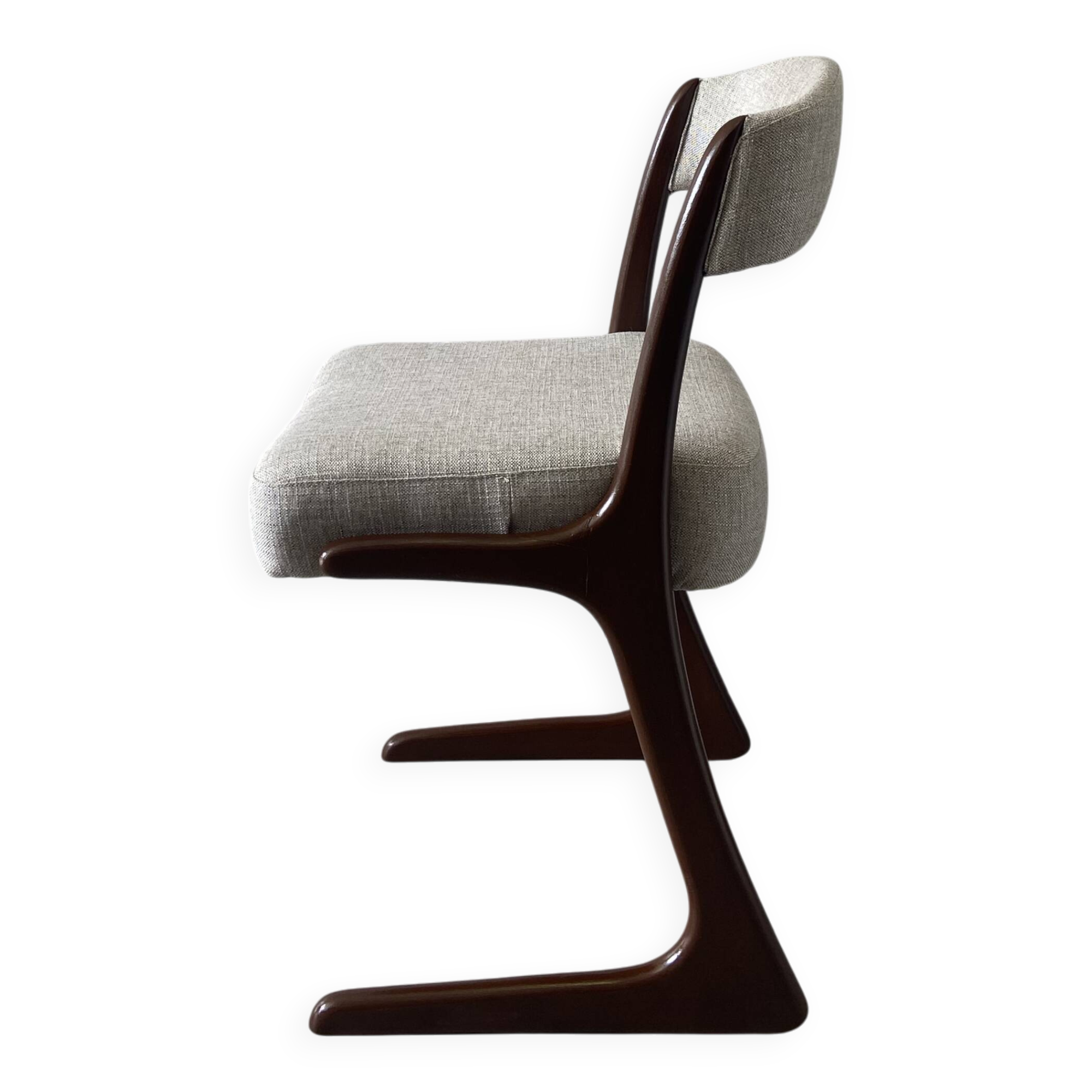 Chaise "Kangourou" Baumann