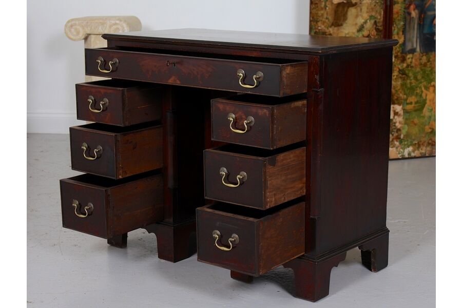 Bureau époque George II