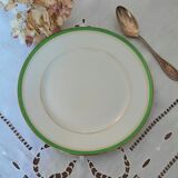 Cake service with mismatched plates