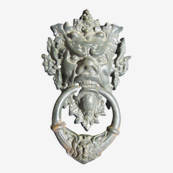 Cast iron devil's head knocker