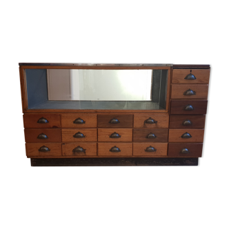 Mercier cabinet