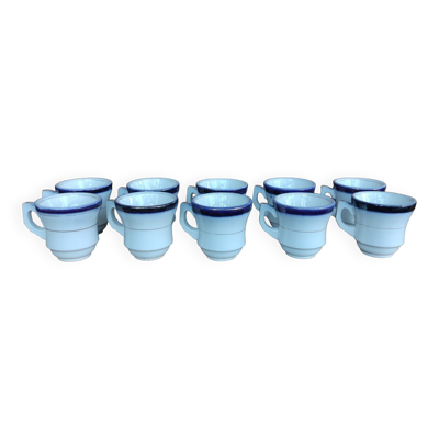 Série de 10 tasses brûlots /porcelaine 19 ème siècle